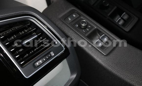 Buy Used Volkswagen Caravelle Silver Car in Qacha's Nek in Quthing Buy Used Volkswagen Caravelle Silver Car in Qacha's Nek in Quthing