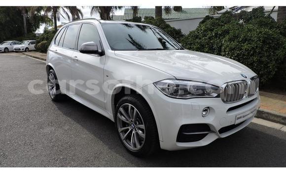 Acheter Occasion Voiture BMW X5 Blanc à Hlotse, Leribe Acheter Occasion Voiture BMW X5 Blanc à Hlotse, Leribe
