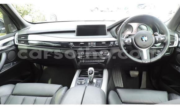 Acheter Occasion Voiture BMW X5 Blanc à Hlotse, Leribe Acheter Occasion Voiture BMW X5 Blanc à Hlotse, Leribe