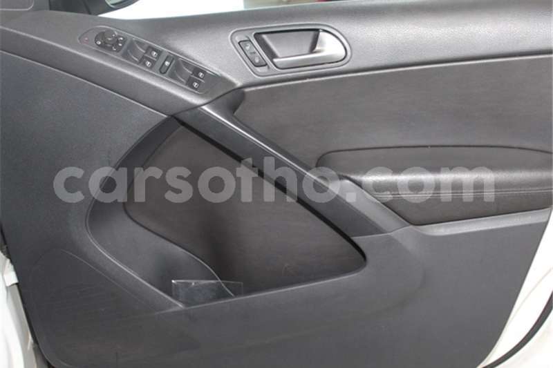 Big with watermark vw tiguan 1 4tsi 118kw trend fun 2013 id 62640243 type main