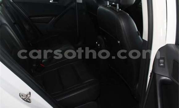 Sayi Na hannu Volkswagen Tiguan White Mota in Maseru a Maseru Sayi Na hannu Volkswagen Tiguan White Mota in Maseru a Maseru