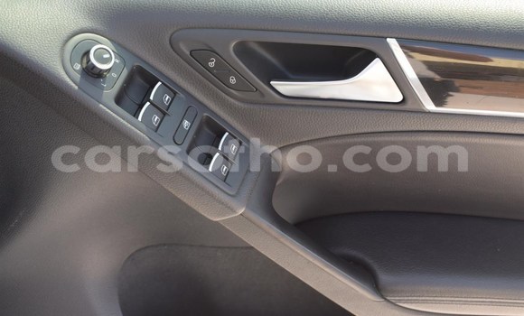 Buy Used Volkswagen Golf White Car in Maseru in Maseru Buy Used Volkswagen Golf White Car in Maseru in Maseru