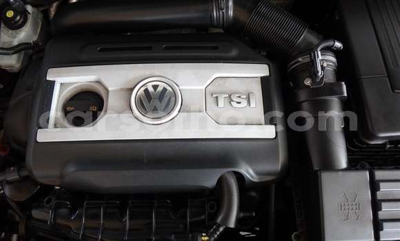 Buy Used Volkswagen Golf White Car in Maseru in Maseru Buy Used Volkswagen Golf White Car in Maseru in Maseru