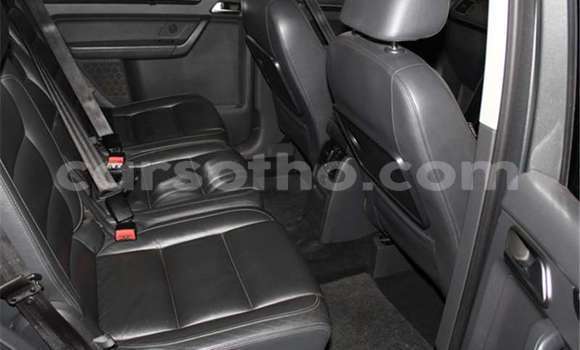 Sayi Na hannu Volkswagen Touran Black Mota in Maseru a Maseru Sayi Na hannu Volkswagen Touran Black Mota in Maseru a Maseru