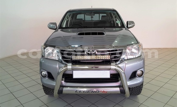 Buy Used Toyota Hilux Silver Car in Maseru in Maseru Buy Used Toyota Hilux Silver Car in Maseru in Maseru