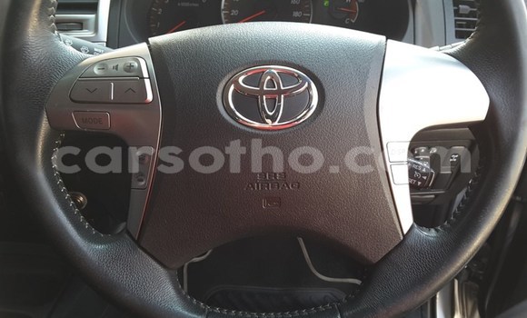 Buy Used Toyota Hilux Silver Car in Maseru in Maseru Buy Used Toyota Hilux Silver Car in Maseru in Maseru