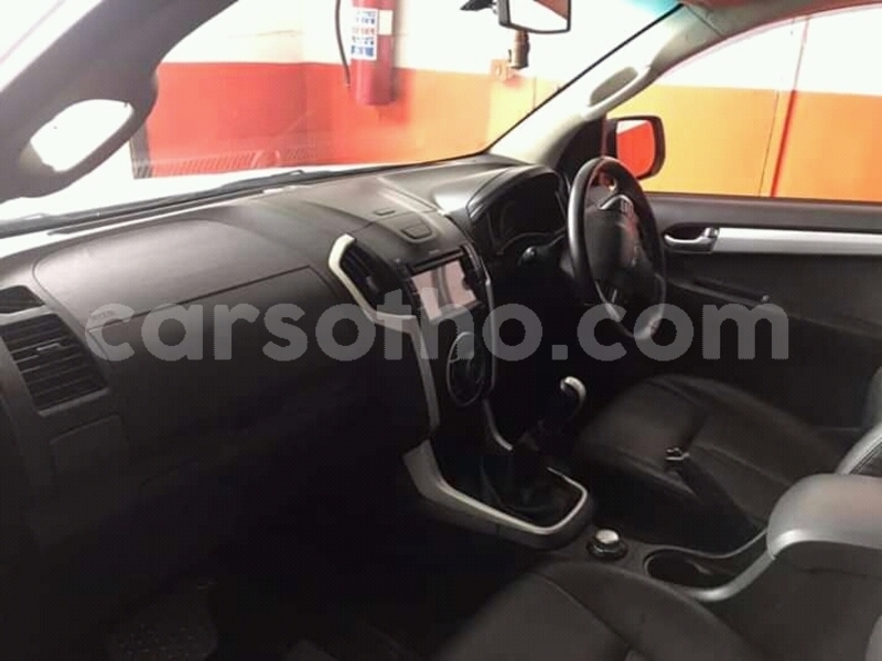 Big with watermark fb img 15577408774917622