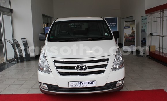 Buy Used Hyundai H1 White Car in Maseru in Maseru Buy Used Hyundai H1 White Car in Maseru in Maseru