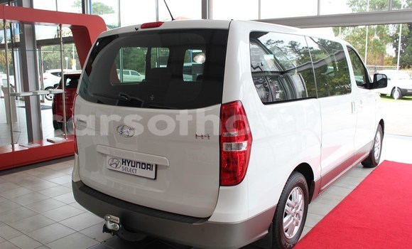 Buy Used Hyundai H1 White Car in Maseru in Maseru Buy Used Hyundai H1 White Car in Maseru in Maseru