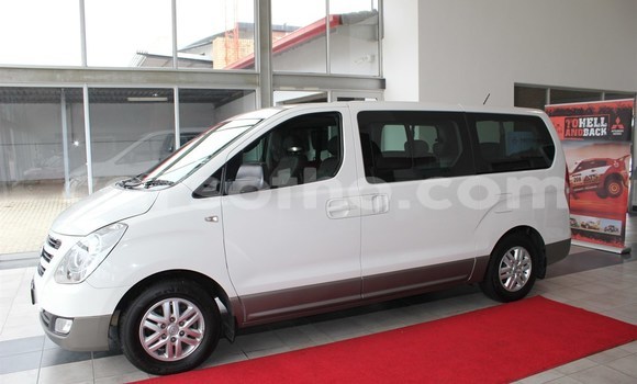 Buy Used Hyundai H1 White Car in Maseru in Maseru Buy Used Hyundai H1 White Car in Maseru in Maseru