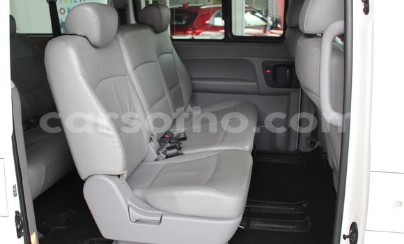 Buy Used Hyundai H1 White Car in Maseru in Maseru Buy Used Hyundai H1 White Car in Maseru in Maseru