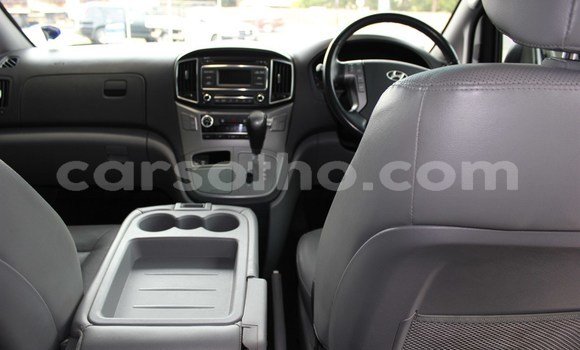 Buy Used Hyundai H1 White Car in Maseru in Maseru Buy Used Hyundai H1 White Car in Maseru in Maseru