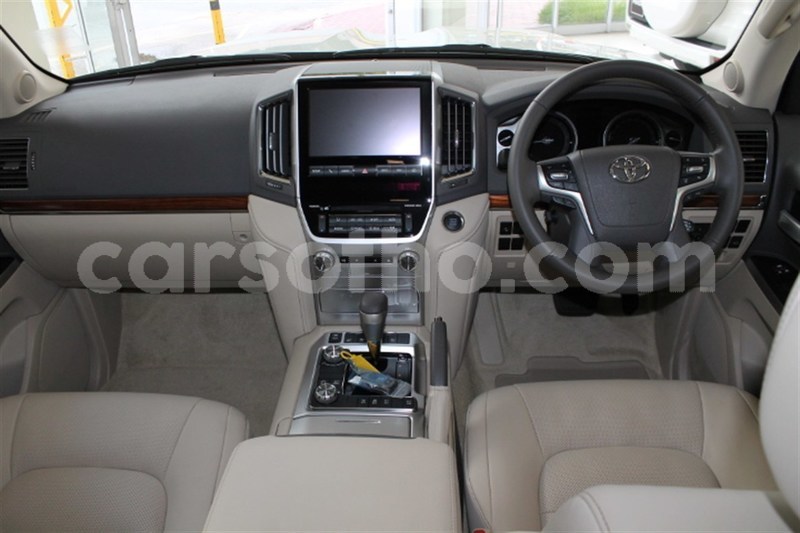 Big with watermark la9