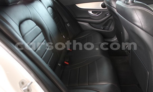 Buy Used Mercedes-Benz C-klasse White Car in Maseru in Maseru Buy Used Mercedes-Benz C-klasse White Car in Maseru in Maseru