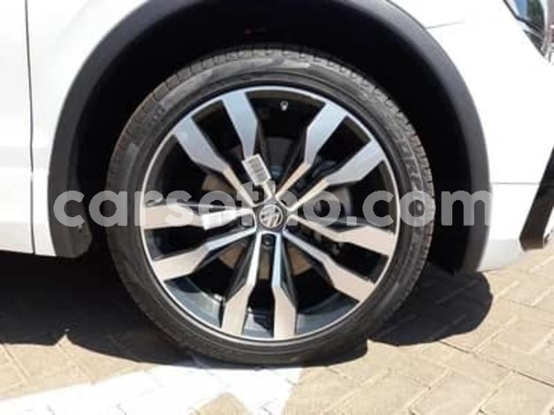 Big with watermark big with watermark 2015 volkswagen tiguan 6