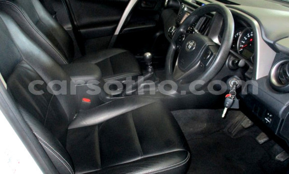 Buy Used Toyota RAV4 White Car in Maseru in Maseru Buy Used Toyota RAV4 White Car in Maseru in Maseru