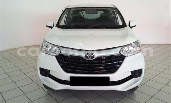 Buy Used Toyota Avanza White Car in Maseru in Maseru Buy Used Toyota Avanza White Car in Maseru in Maseru