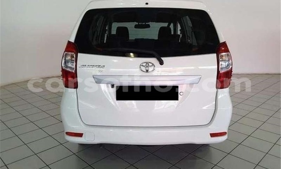 Buy Used Toyota Avanza White Car in Maseru in Maseru Buy Used Toyota Avanza White Car in Maseru in Maseru
