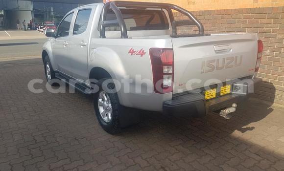 اشتري مستعمل Isuzu KB Silver سيارة في Maseru في Maseru اشتري مستعمل Isuzu KB Silver سيارة في Maseru في Maseru