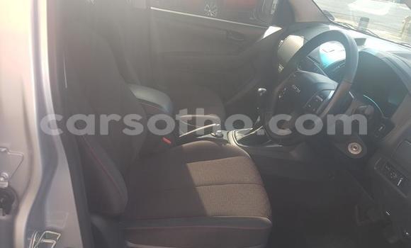 اشتري مستعمل Isuzu KB Silver سيارة في Maseru في Maseru اشتري مستعمل Isuzu KB Silver سيارة في Maseru في Maseru