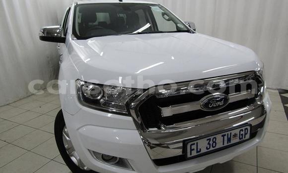 Acheter Occasion Voiture Ford Ranchero Blanc à Maputsoe, Leribe Acheter Occasion Voiture Ford Ranchero Blanc à Maputsoe, Leribe