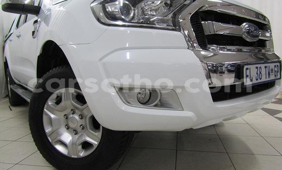 Acheter Occasion Voiture Ford Ranchero Blanc à Maputsoe, Leribe Acheter Occasion Voiture Ford Ranchero Blanc à Maputsoe, Leribe