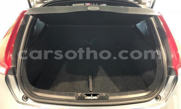 Sayi Na hannu Volvo V40 Other Mota in Maputsoa a Leribe Sayi Na hannu Volvo V40 Other Mota in Maputsoa a Leribe