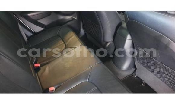 Buy Used Hyundai ix35 White Car in Maseru in Maseru Buy Used Hyundai ix35 White Car in Maseru in Maseru