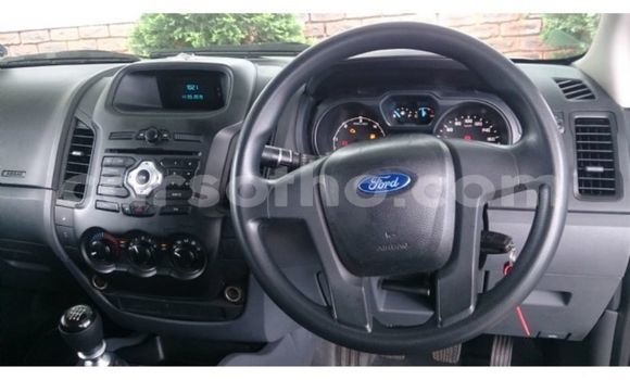 اشتري مستعمل Ford Ranger White سيارة في Maseru في Maseru اشتري مستعمل Ford Ranger White سيارة في Maseru في Maseru