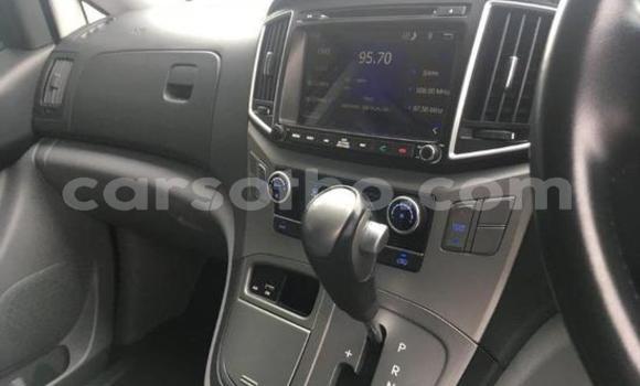 Buy Used Hyundai H1 White Car in Maseru in Maseru Buy Used Hyundai H1 White Car in Maseru in Maseru