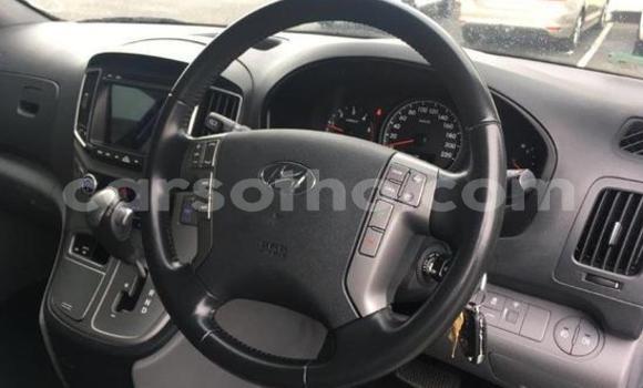 Buy Used Hyundai H1 White Car in Maseru in Maseru Buy Used Hyundai H1 White Car in Maseru in Maseru