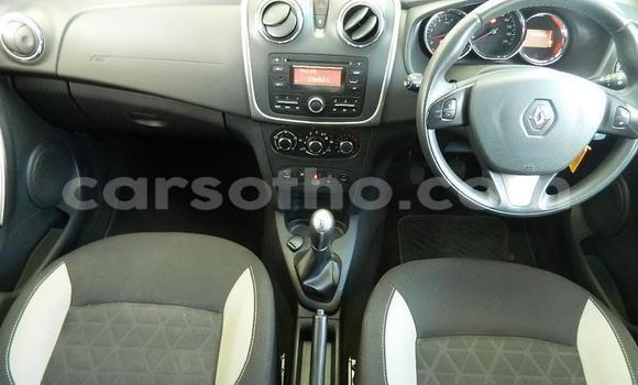 Sayi Na hannu Renault Sandero Blue Mota in Maputsoa a Leribe Sayi Na hannu Renault Sandero Blue Mota in Maputsoa a Leribe