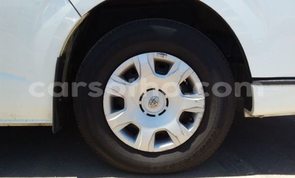 اشتري مستعمل Toyota 2000GT White سيارة في Maseru في Maseru اشتري مستعمل Toyota 2000GT White سيارة في Maseru في Maseru