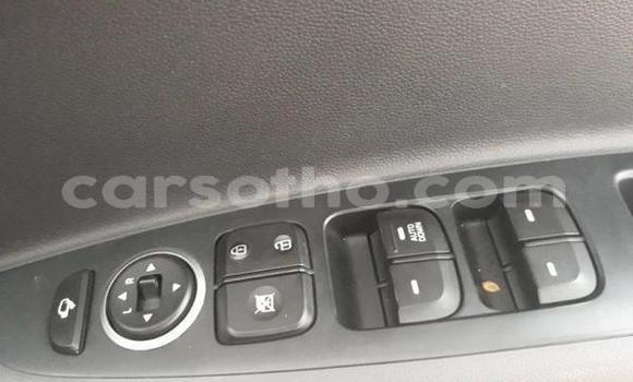 Buy Used Hyundai i10 Red Car in Hlotse in Leribe Buy Used Hyundai i10 Red Car in Hlotse in Leribe