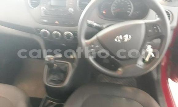 Buy Used Hyundai i10 Red Car in Hlotse in Leribe Buy Used Hyundai i10 Red Car in Hlotse in Leribe