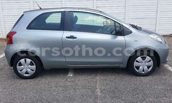 Sayi Na hannu Toyota Yaris Black Mota in Maseru a Maseru Sayi Na hannu Toyota Yaris Black Mota in Maseru a Maseru