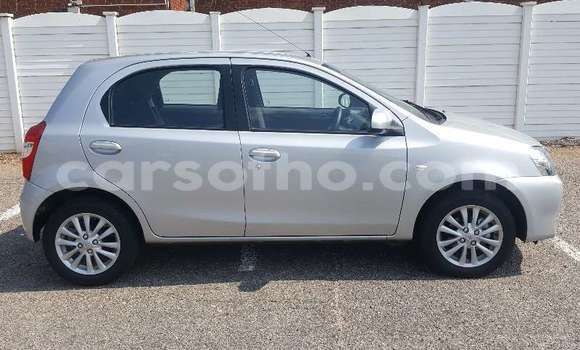 Sayi Na hannu Toyota Etios Silver Mota in Maseru a Maseru Sayi Na hannu Toyota Etios Silver Mota in Maseru a Maseru