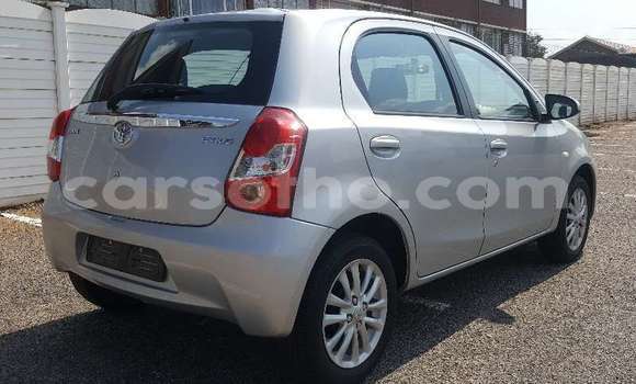 Sayi Na hannu Toyota Etios Silver Mota in Maseru a Maseru Sayi Na hannu Toyota Etios Silver Mota in Maseru a Maseru