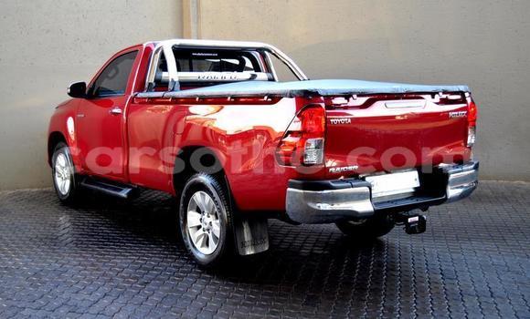 Sayi Na hannu Toyota Hilux Red Mota in Maseru a Maseru Sayi Na hannu Toyota Hilux Red Mota in Maseru a Maseru