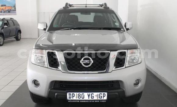 Buy Used Nissan Navara Silver Car in Mohale's Hoek in Mohale's Hoek Buy Used Nissan Navara Silver Car in Mohale's Hoek in Mohale's Hoek