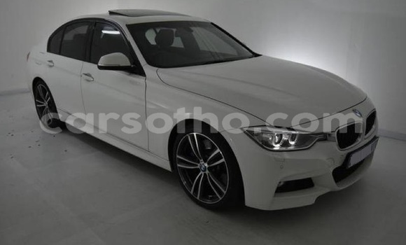 Sayi Na hannu BMW 3–Series White Mota in Mohale's Hoek a Mohale's Hoek Sayi Na hannu BMW 3–Series White Mota in Mohale's Hoek a Mohale's Hoek