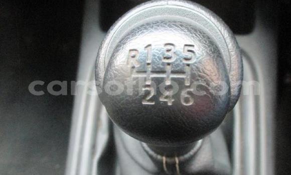 Sayi Na hannu Toyota Hilux White Mota in Hlotse a Leribe Sayi Na hannu Toyota Hilux White Mota in Hlotse a Leribe