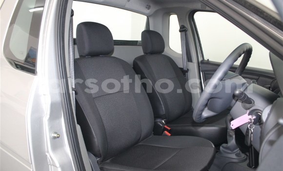 Sayi Na hannu Nissan NV200 Silver Mota in Import - Dubai a Maseru Sayi Na hannu Nissan NV200 Silver Mota in Import - Dubai a Maseru