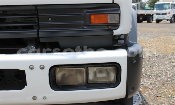 اشتري مستعمل Isuzu FVZ White شاحنة في Maseru في Maseru اشتري مستعمل Isuzu FVZ White شاحنة في Maseru في Maseru