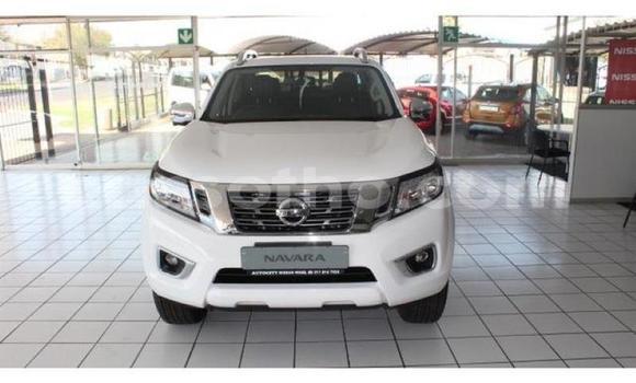 Acheter Occasion Voiture Nissan Navara Blanc à Butha–Buthe, Thaba-Tseka Acheter Occasion Voiture Nissan Navara Blanc à Butha–Buthe, Thaba-Tseka