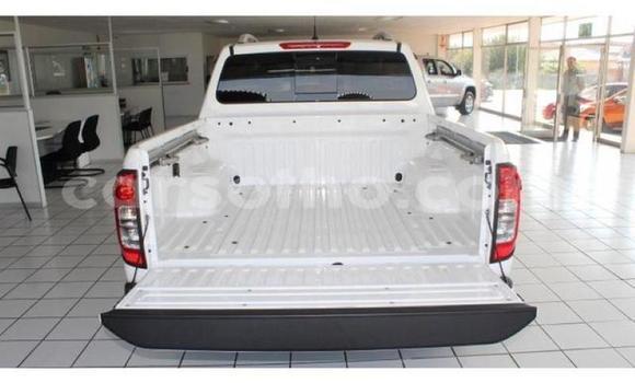 Acheter Occasion Voiture Nissan Navara Blanc à Butha–Buthe, Thaba-Tseka Acheter Occasion Voiture Nissan Navara Blanc à Butha–Buthe, Thaba-Tseka