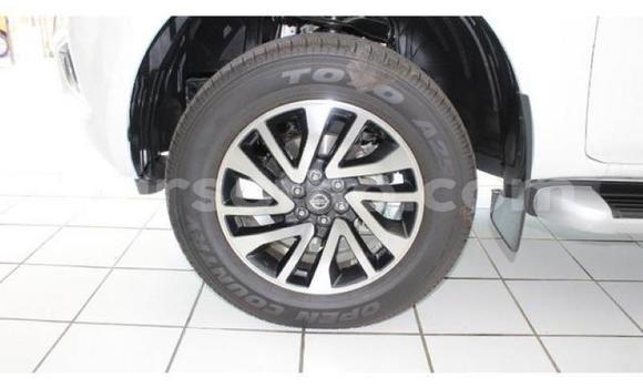 Acheter Occasion Voiture Nissan Navara Blanc à Butha–Buthe, Thaba-Tseka Acheter Occasion Voiture Nissan Navara Blanc à Butha–Buthe, Thaba-Tseka