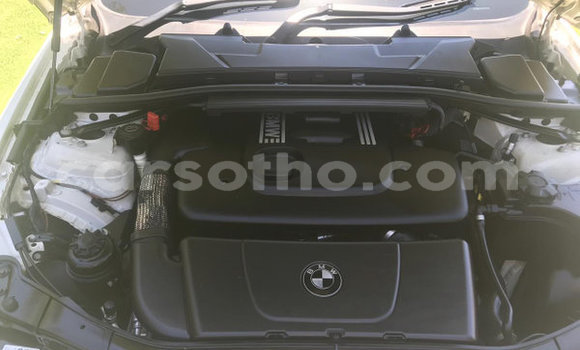 Acheter Occasion Voiture BMW 3–Series Blanc à Maseru, Maseru Acheter Occasion Voiture BMW 3–Series Blanc à Maseru, Maseru