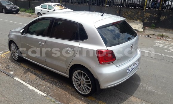Buy Used Volkswagen Polo Silver Car in Import - Dubai in Maseru Buy Used Volkswagen Polo Silver Car in Import - Dubai in Maseru