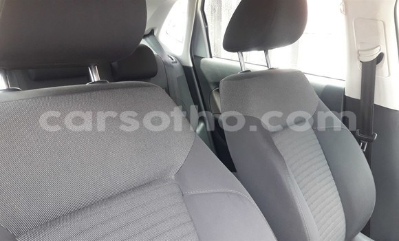 Buy Used Volkswagen Polo Silver Car in Import - Dubai in Maseru Buy Used Volkswagen Polo Silver Car in Import - Dubai in Maseru